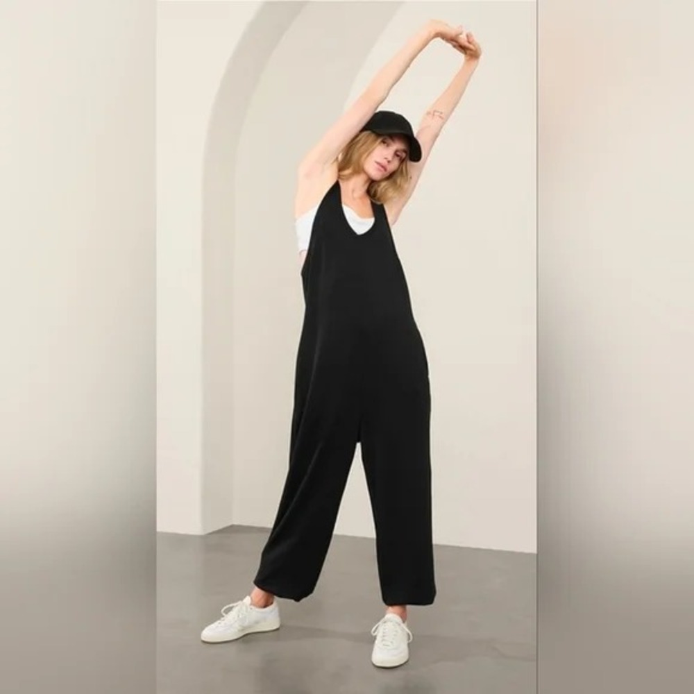 Athleta Hit Pause Jumpsuit Racerback Womens Size Small Athleisure Loungewear EUC